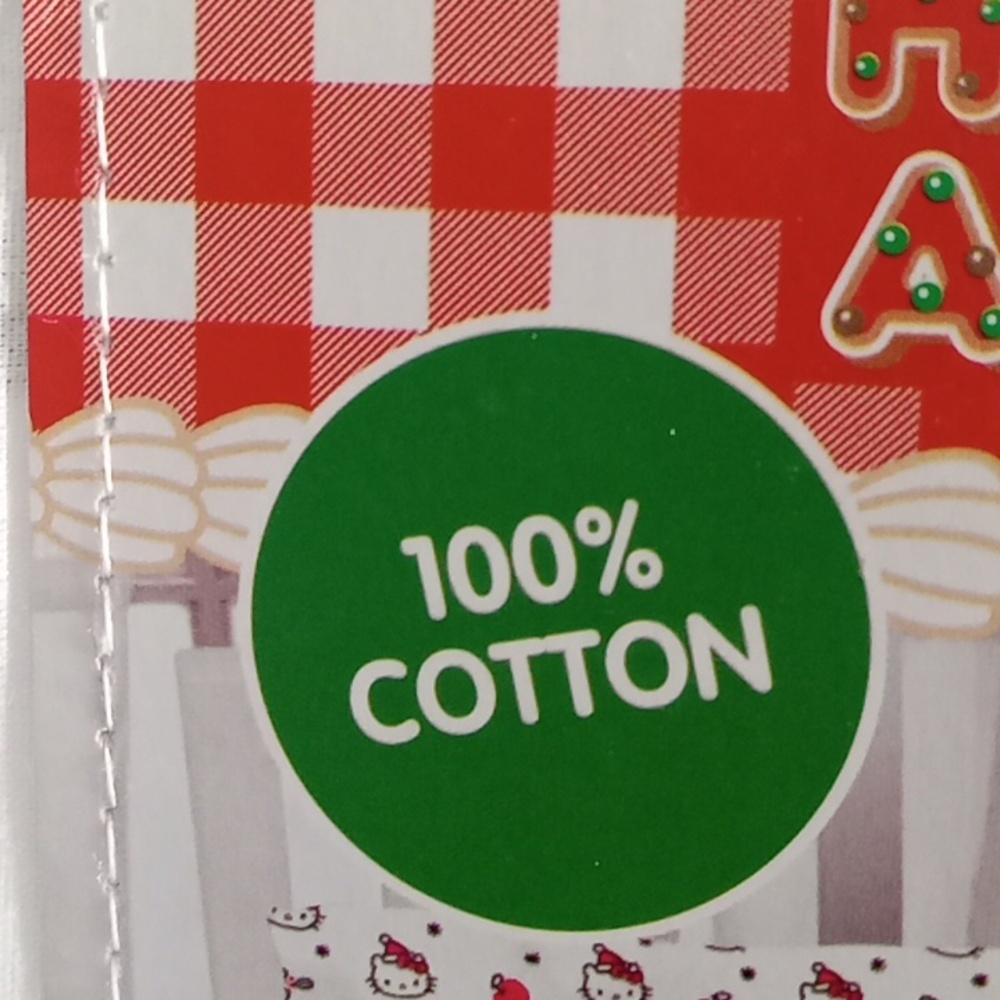 Hello Kitty and Friends Christmas Queen Sheet Set - 100% Cotton - Picture 4 of 5